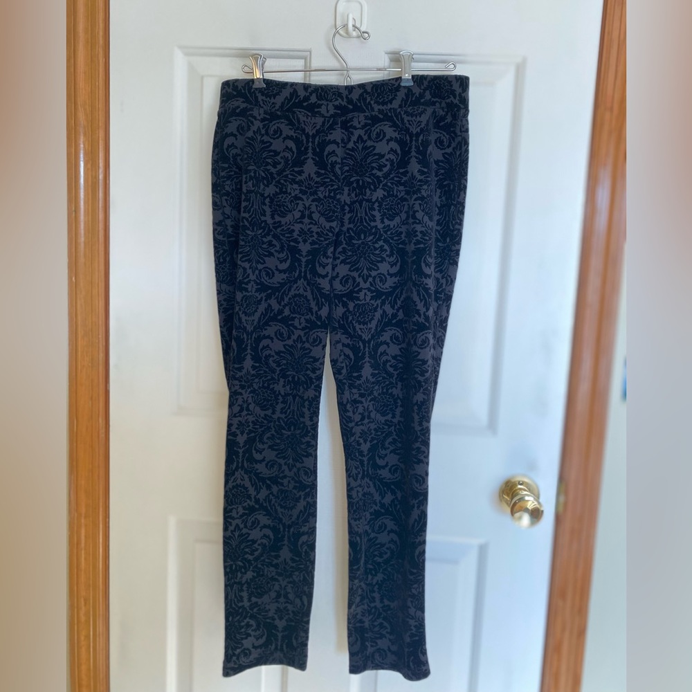 Black velour printed pants